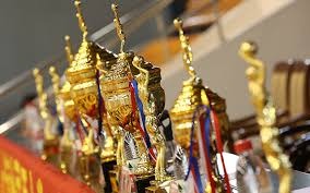 洛杉矶道奇队宣布将 34 号球衣（费南多·瓦伦祖拉）永久退休